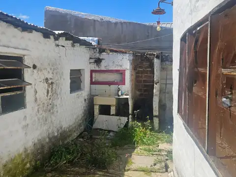 Navarro 900