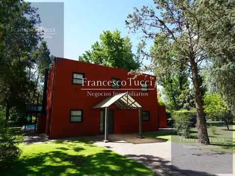 Casa en Alquiler Temporal con 1 cochera