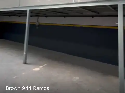 Galpon en Alquiler en Ramos Mejía Sur, USD 1.600