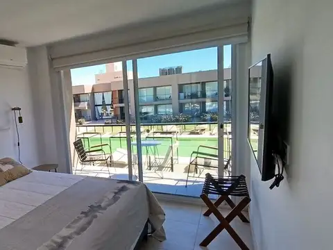 Federico Leloir 100