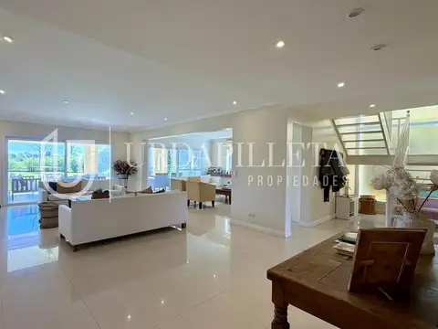 Casa en Venta al Noroeste