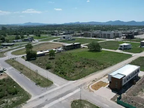 Ciudad Oeste 100