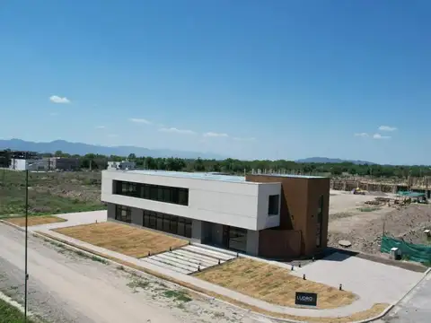 Ciudad Oeste 100