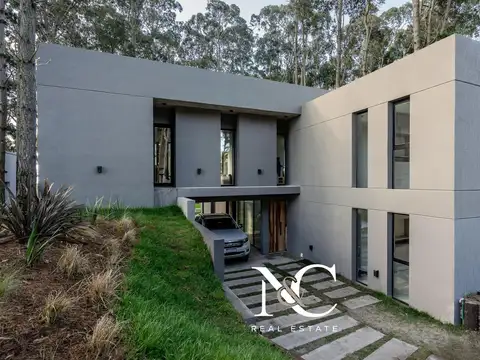 Casa en Venta en Costa Esmeralda, USD 280.000