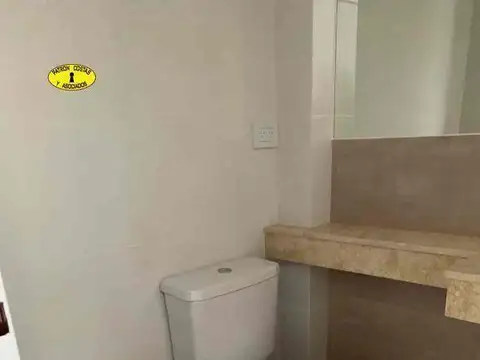 Casa en Venta en Pilar, USD 118.000