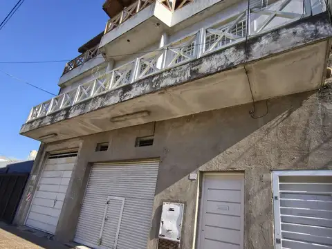 Ada Elflein  al 4000 e/ Mitre y E.Zeballos