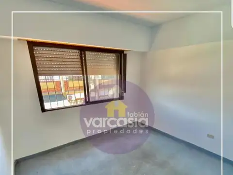 Depto Tipo Casa en Venta en Ramos Mejía, USD 99.000