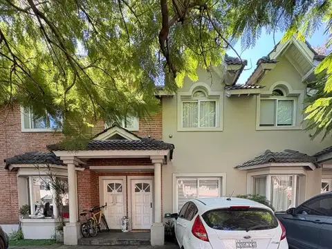 Depto Tipo Casa en Venta de 4 ambientes