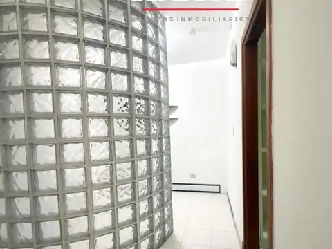 Oficina en Alquiler 28 años