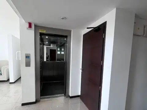 Departamento en Venta con 1 cochera