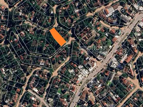 TERRENO MULTIFAMILIAR CON SALIDA A DOS CALLES