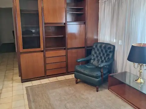 Oficina en Alquiler en Moron, $ 520.000