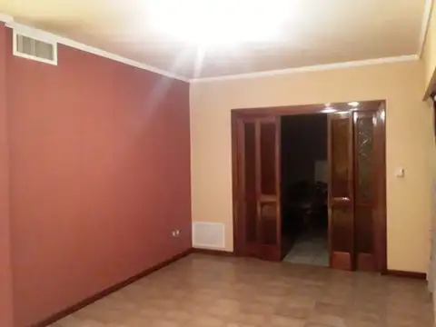 Chalet de categoría de 6 amb. en venta | Berazategui Centro