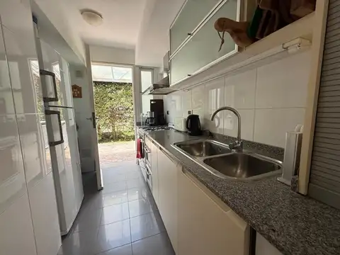 Casa en Venta con 4 cocheras