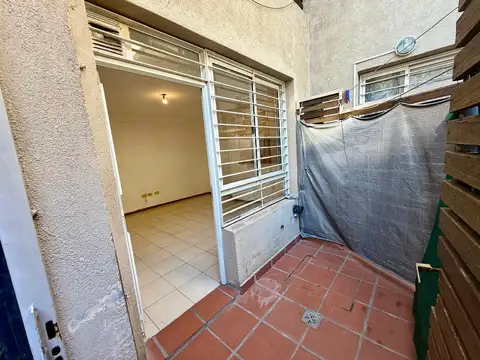 Depto Tipo Casa en Venta en República De La Sexta, USD 31.000