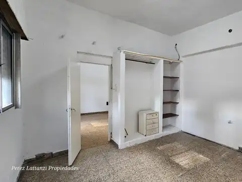 Casa en Alquiler con 1 cochera