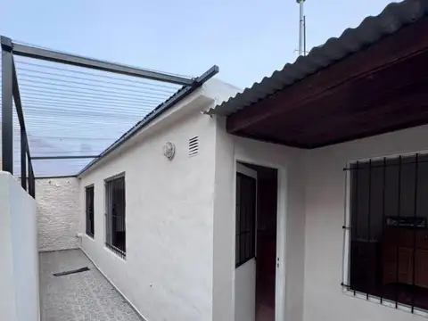 PH 2 amb en alquiler con patio - Llavallol